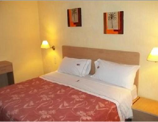 Hotel Castilla Y Leon غوادالاجارا الغرفة الصورة